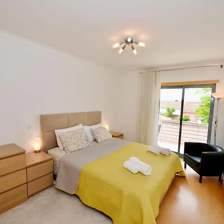 Apartament Bloom - Great In Quiet Area