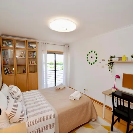 Bloom - Great In Quiet Area * Alfeizerao